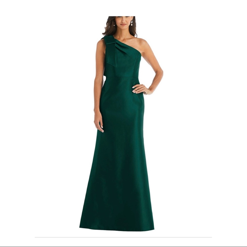 Alfred Sung-One shoulder emerald trumpet dress